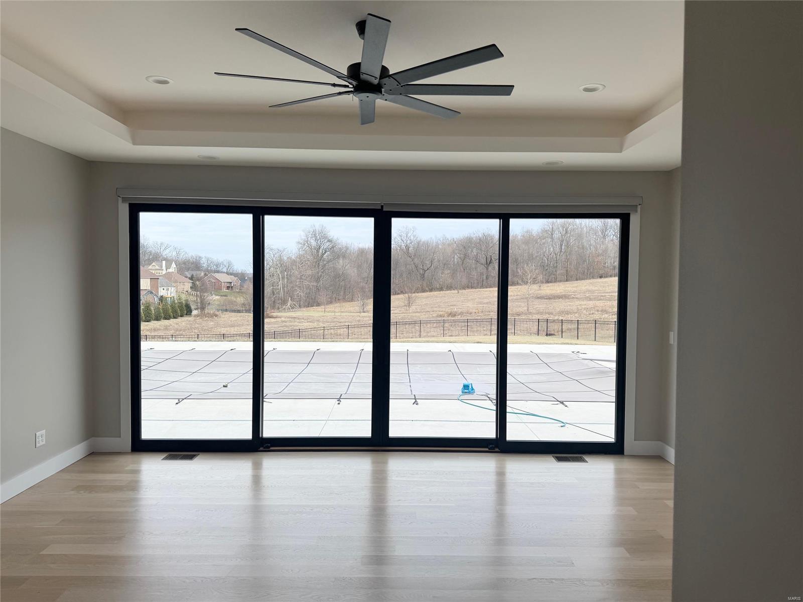 Whispering Oaks - Residential