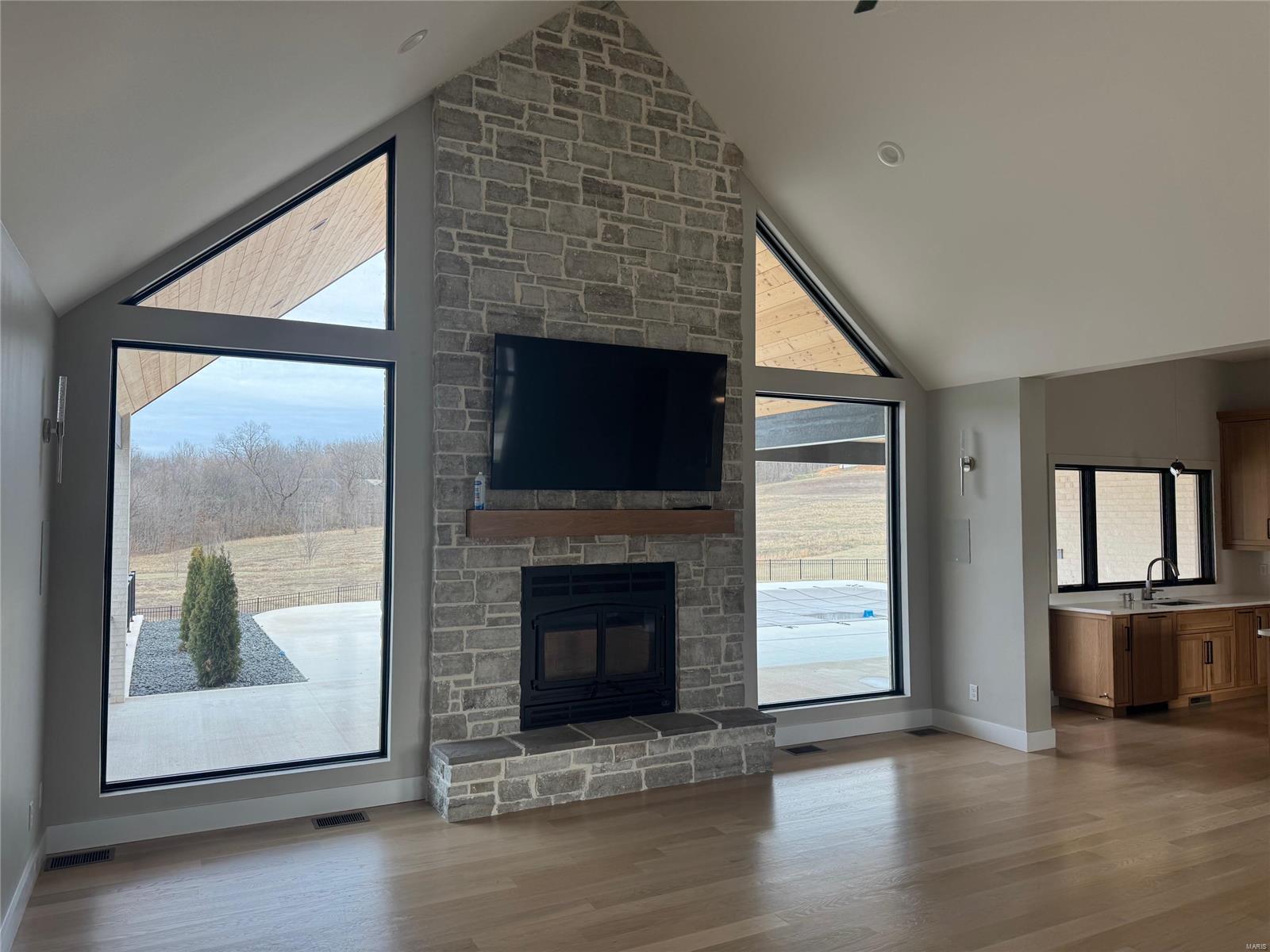 Whispering Oaks - Residential