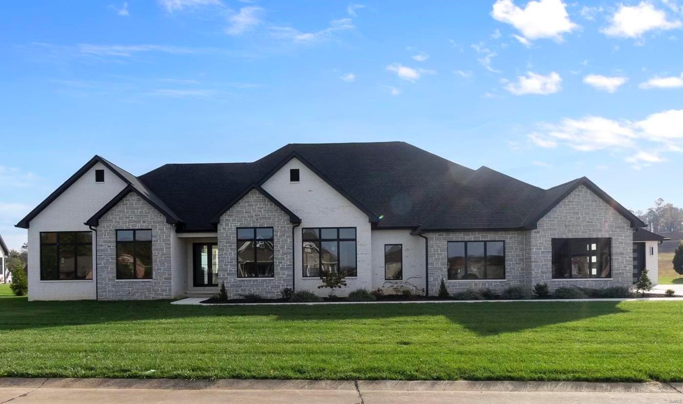 Whispering Oaks - Residential