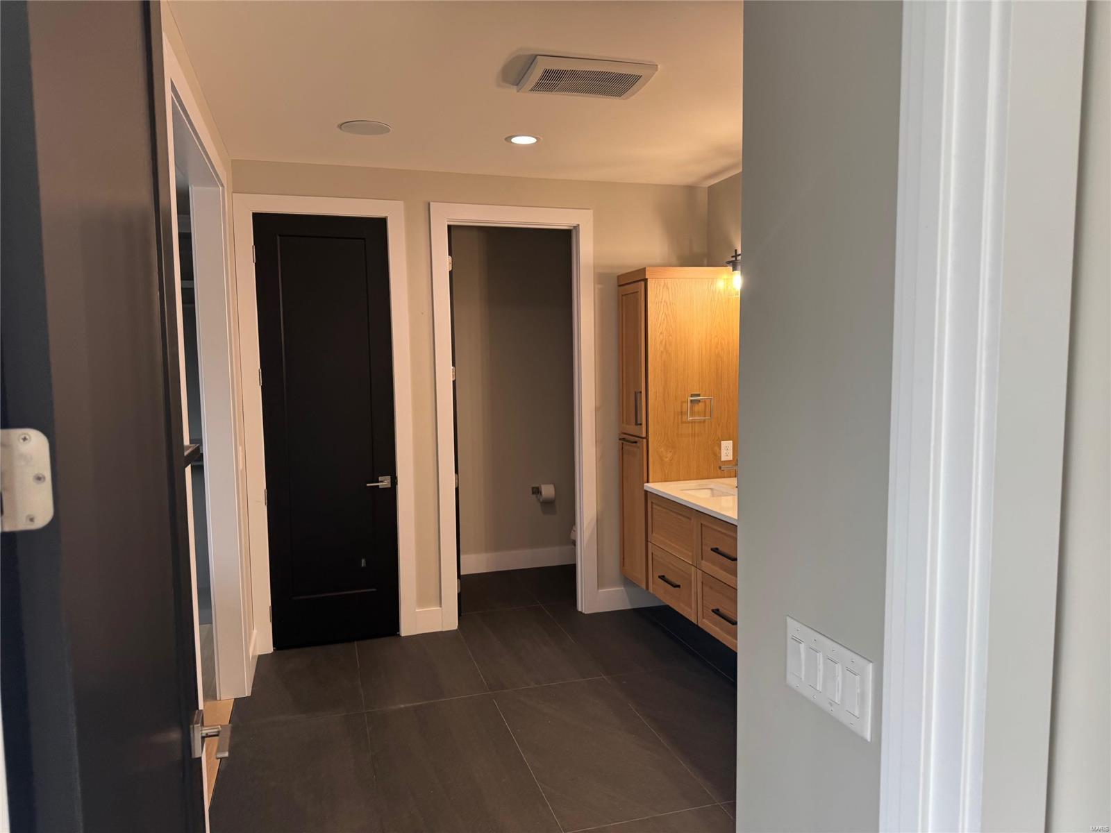 Whispering Oaks - Residential