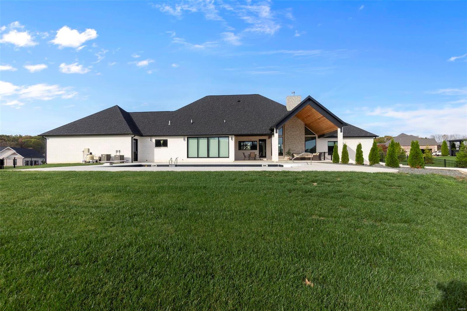 Whispering Oaks - Residential