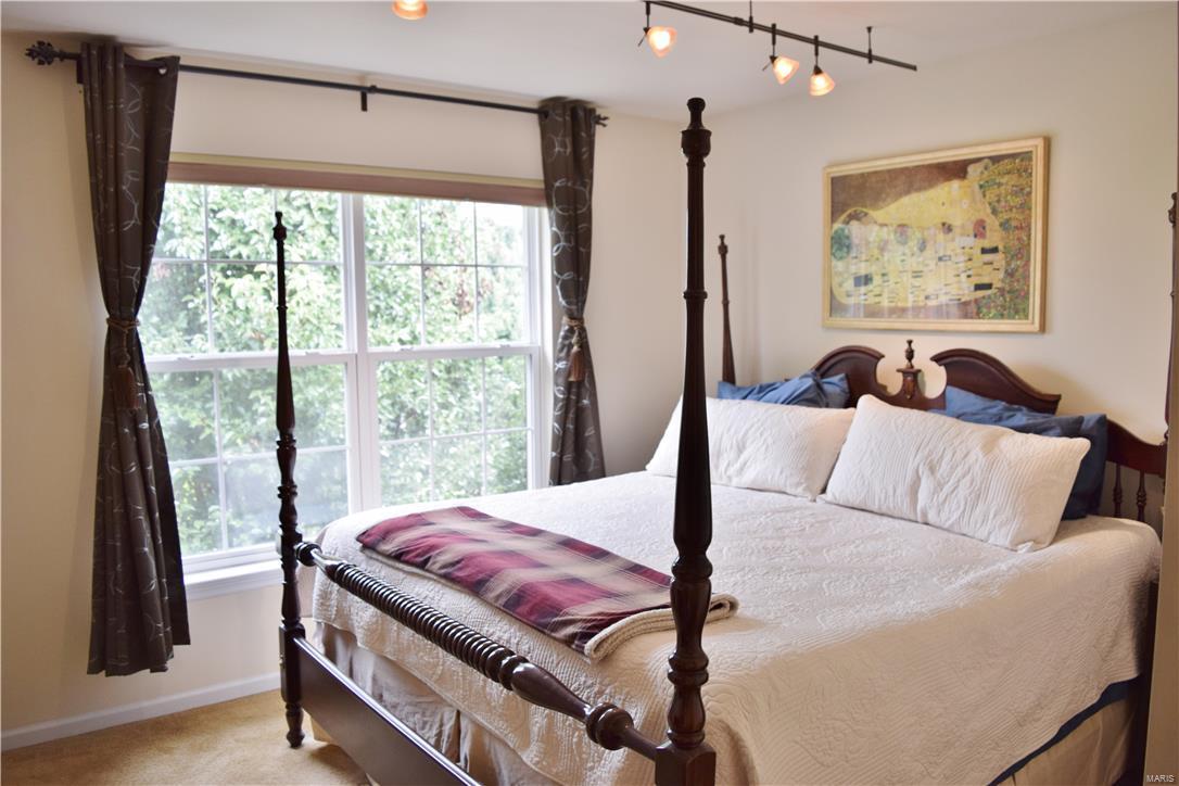 Charlestowne - Residential