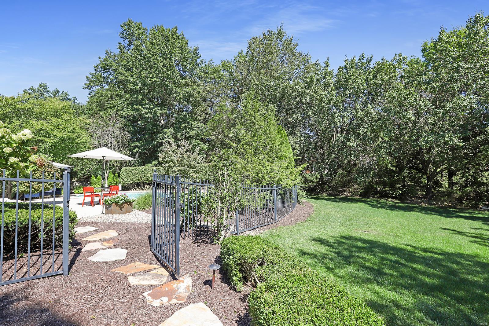 Pine Creek - Residential