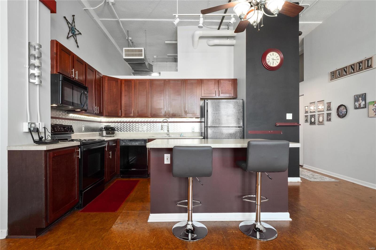Lucas Place - Residential