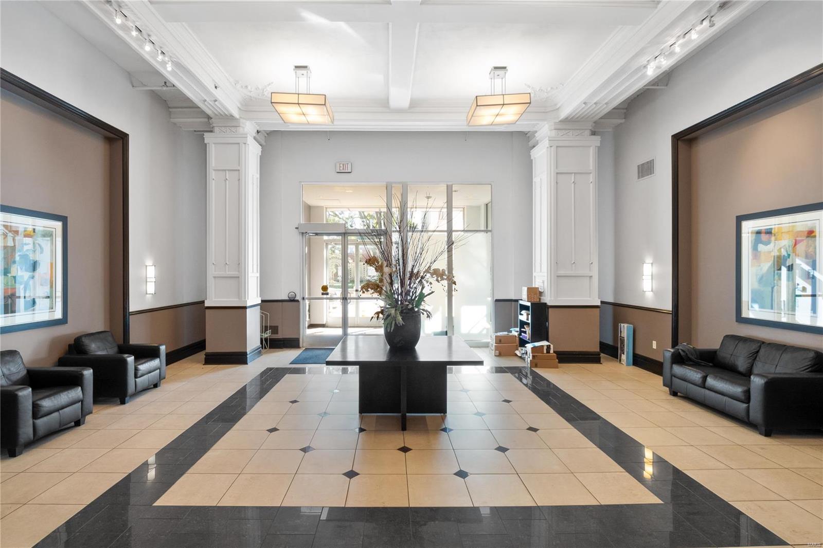 Lucas Place - Residential