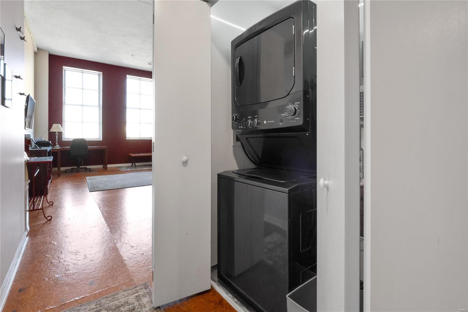 Lucas Place - Residential