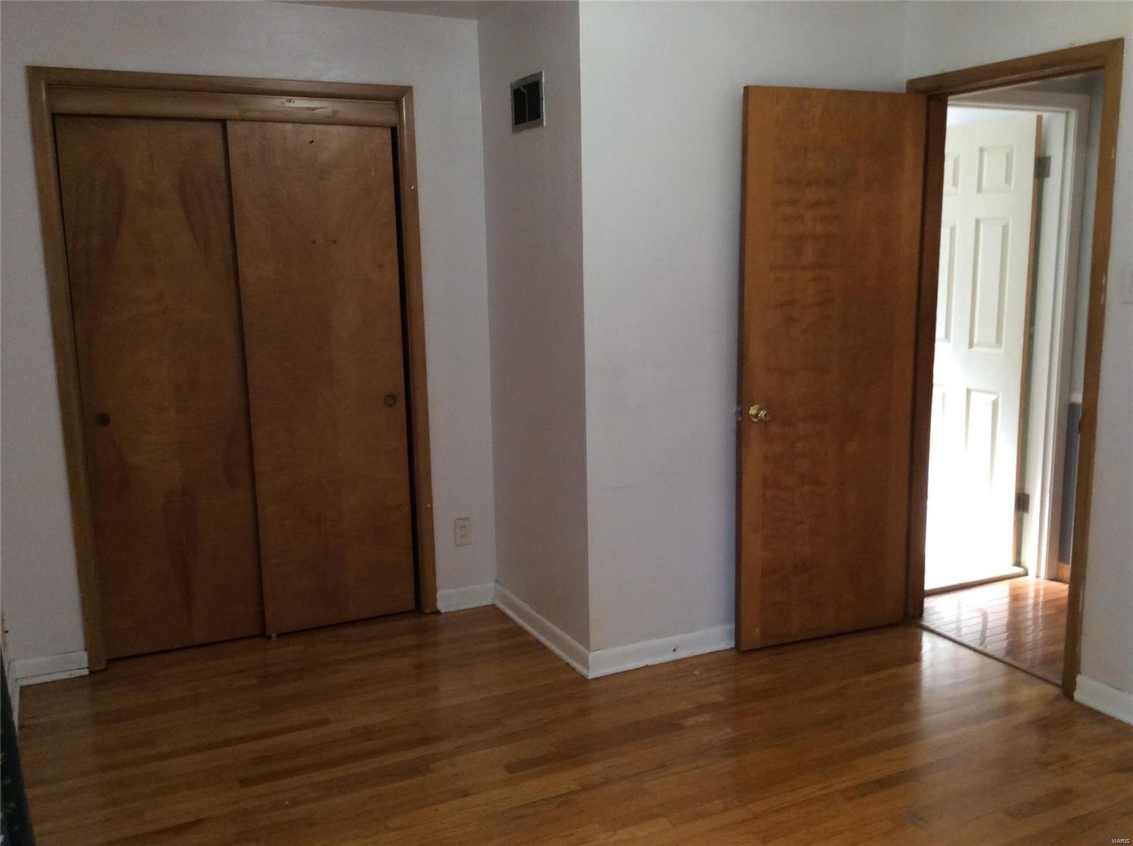 St Louis Commons Add - Residential