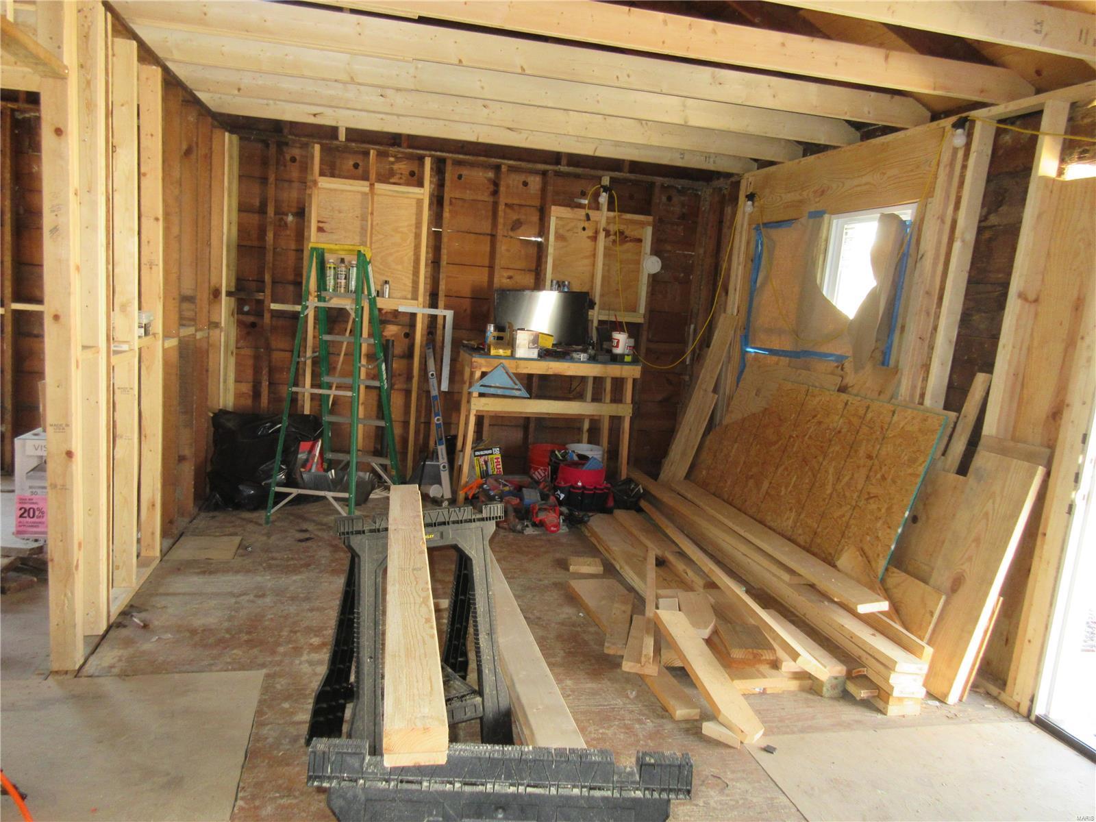 St Louis, Missouri 63114, United States, 2 Bedrooms Bedrooms, ,1 BathroomBathrooms,Residential,Active,80141