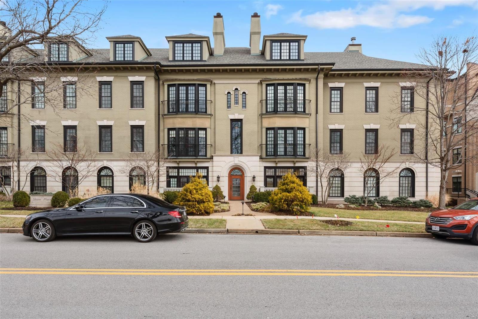 Shaw Place Condo - Residential