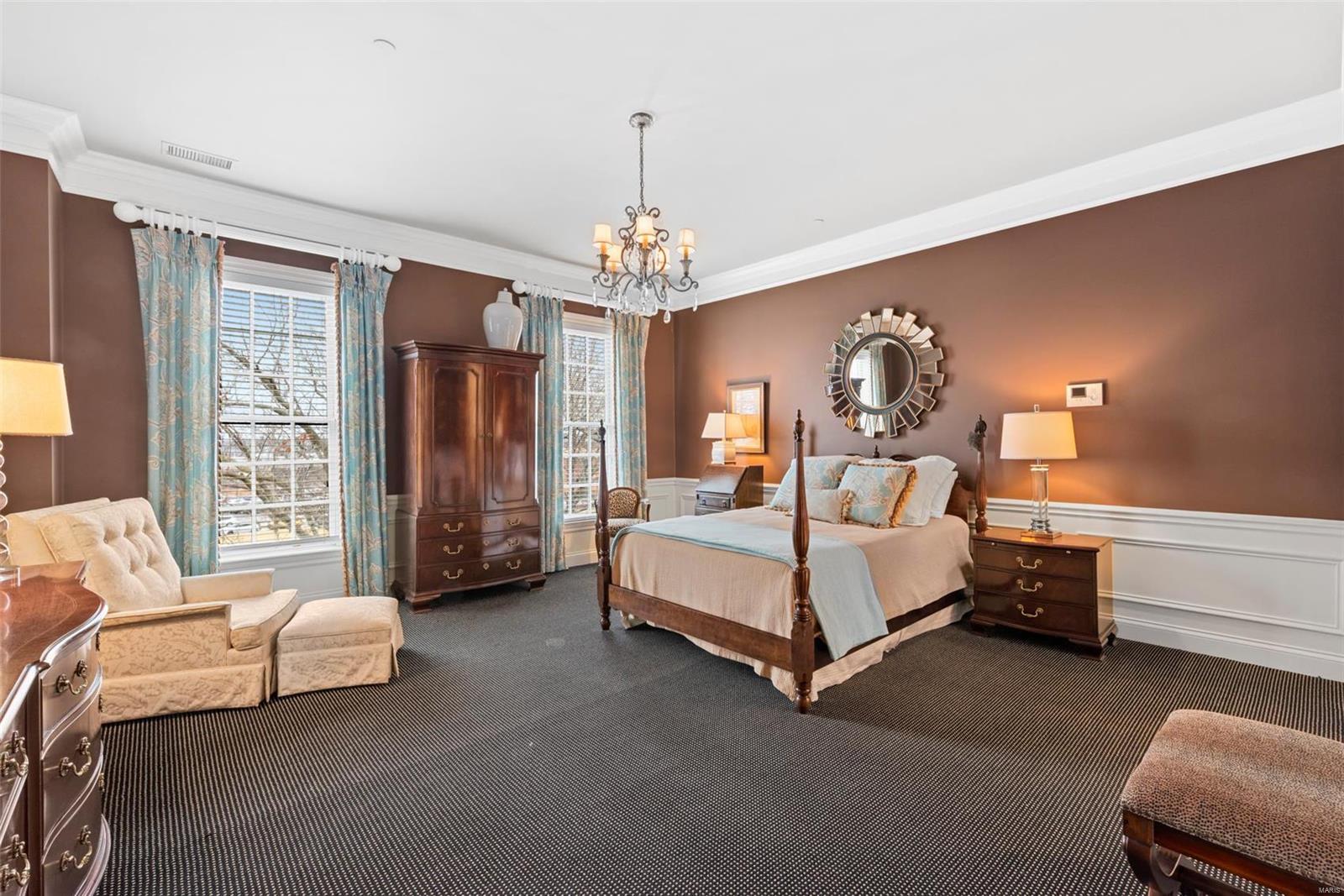 Shaw Place Condo - Residential