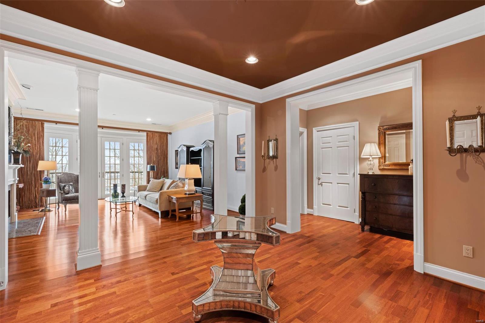 Shaw Place Condo - Residential