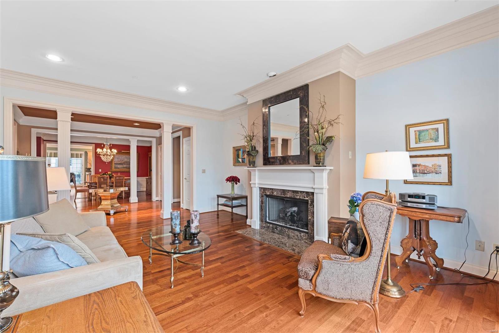 Shaw Place Condo - Residential