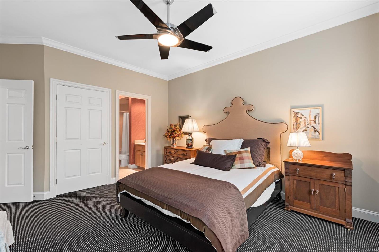 Shaw Place Condo - Residential