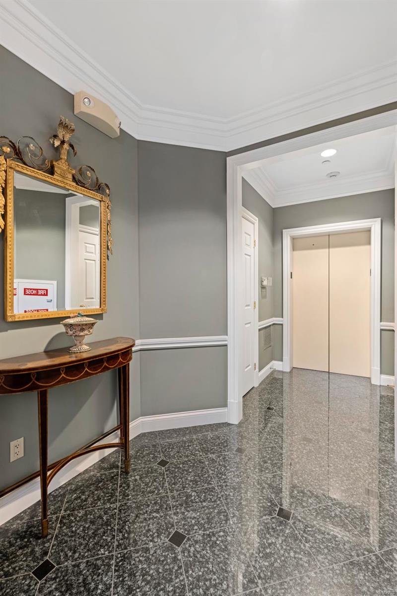 Shaw Place Condo - Residential