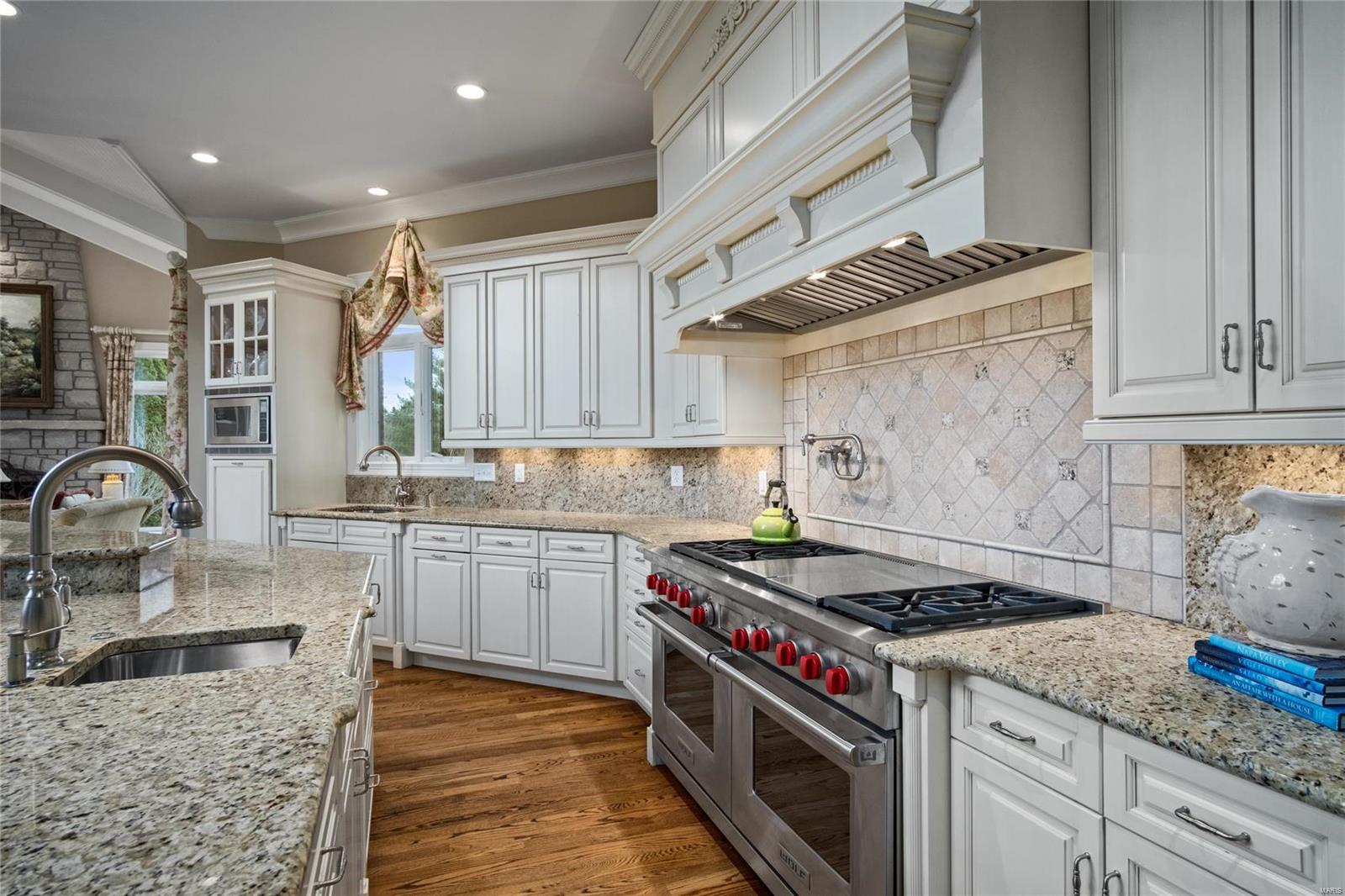 Outer Ladue Drive - Residential