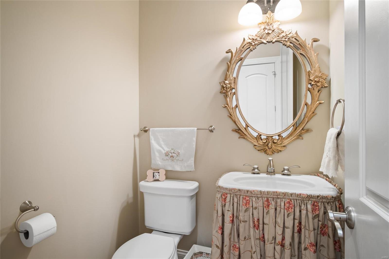 Outer Ladue Drive - Residential