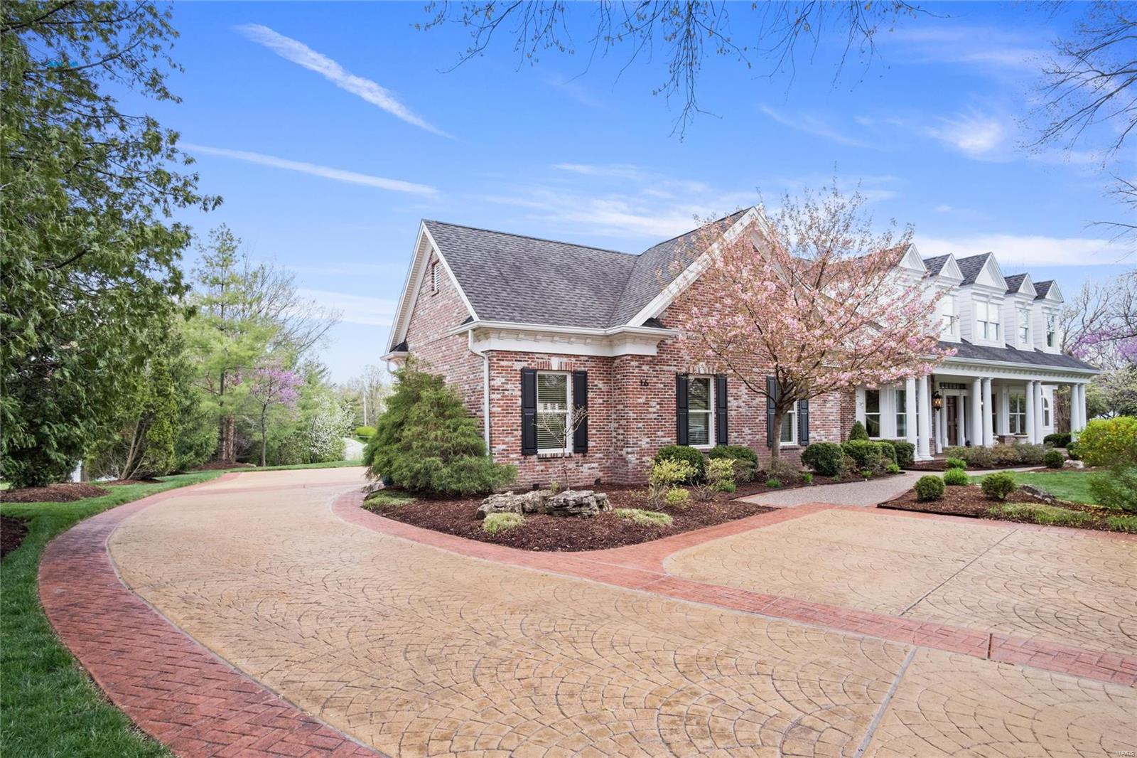 Outer Ladue Drive - Residential