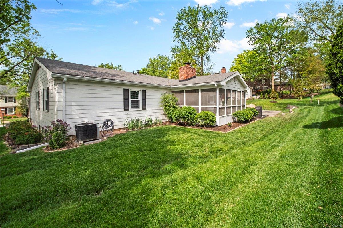 St Louis, Missouri 63131, United States, 4 Bedrooms Bedrooms, ,2 BathroomsBathrooms,Residential,Active,123839
