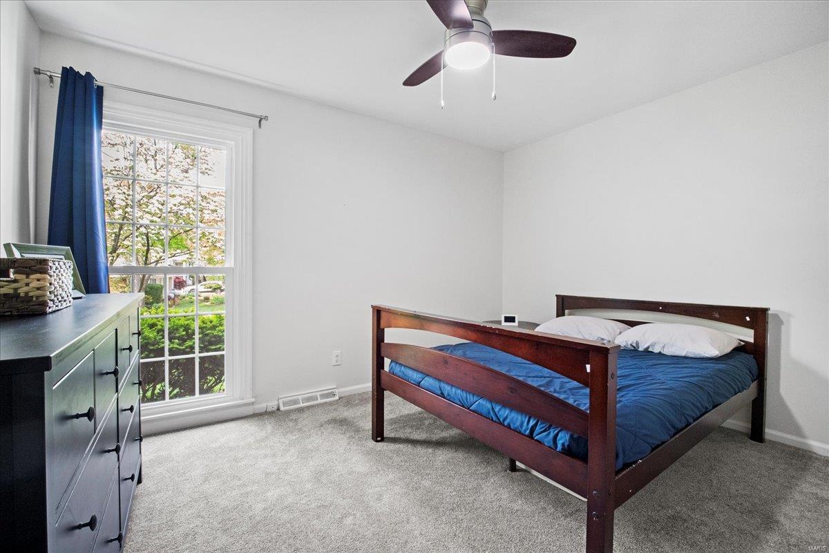 St Louis, Missouri 63131, United States, 4 Bedrooms Bedrooms, ,2 BathroomsBathrooms,Residential,Active,123839