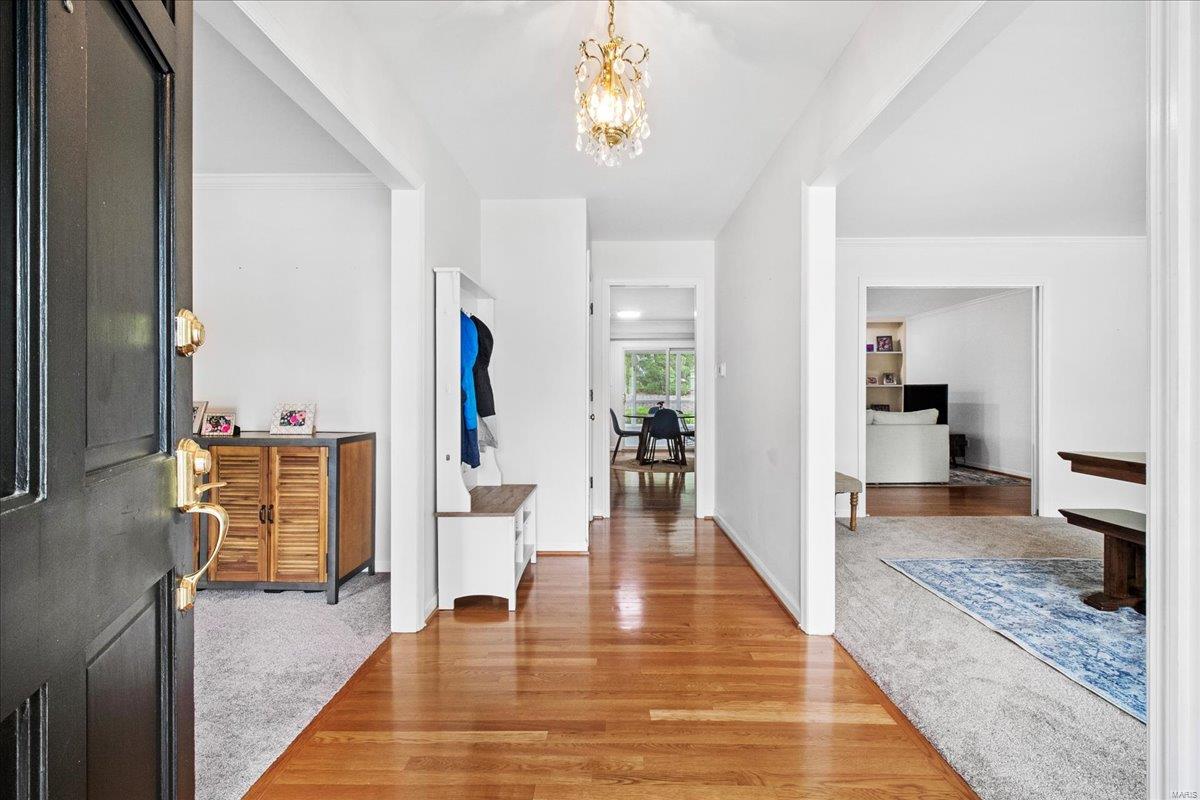 St Louis, Missouri 63131, United States, 4 Bedrooms Bedrooms, ,2 BathroomsBathrooms,Residential,Active,123839