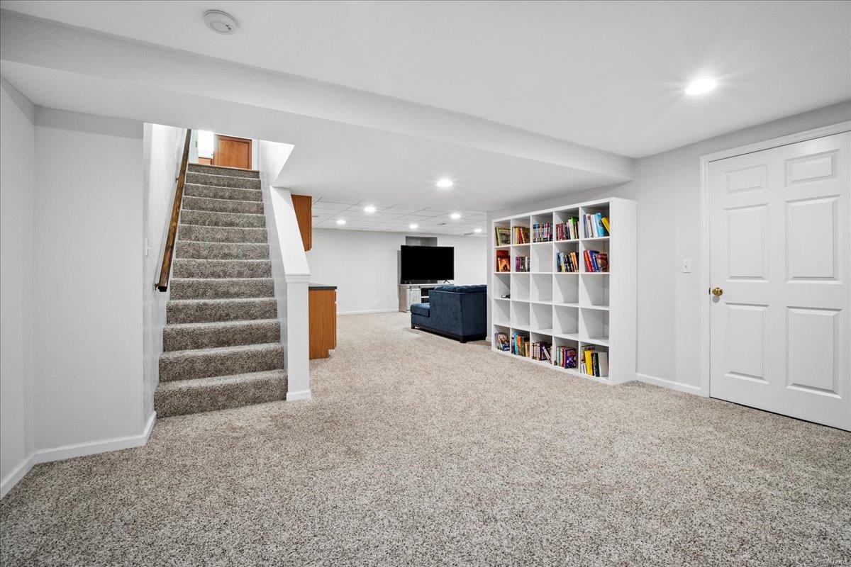 St Louis, Missouri 63131, United States, 4 Bedrooms Bedrooms, ,2 BathroomsBathrooms,Residential,Active,123839