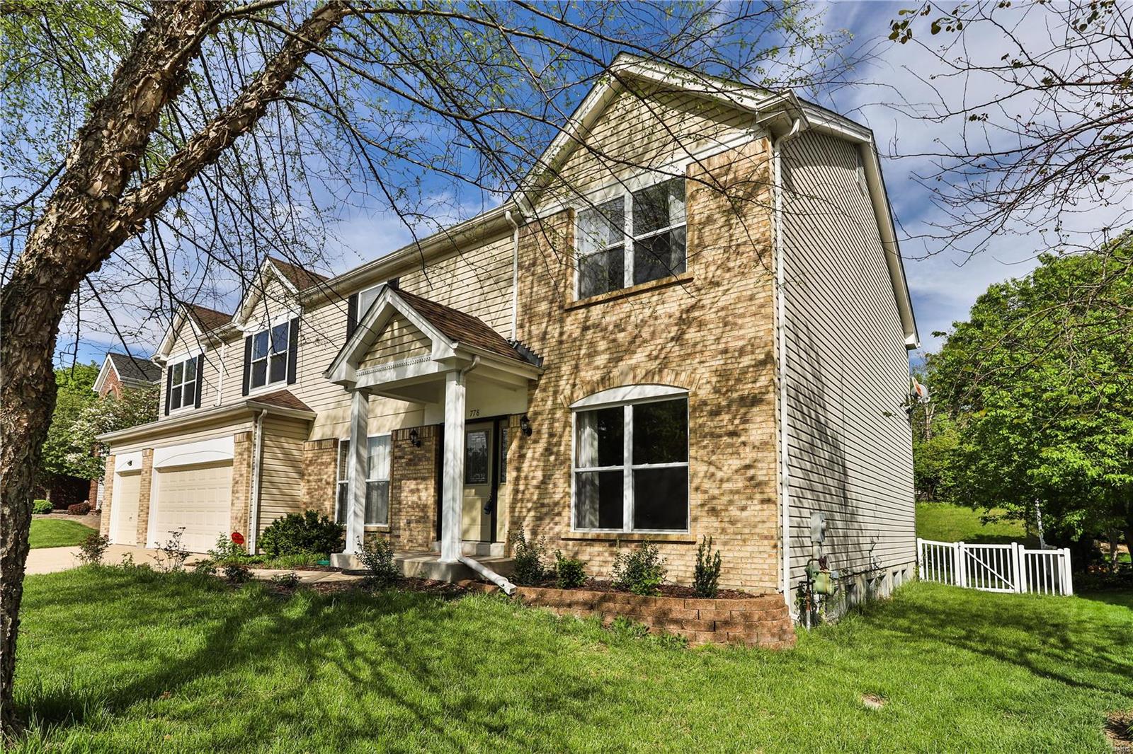 Manors At Bellerive Two - Residential