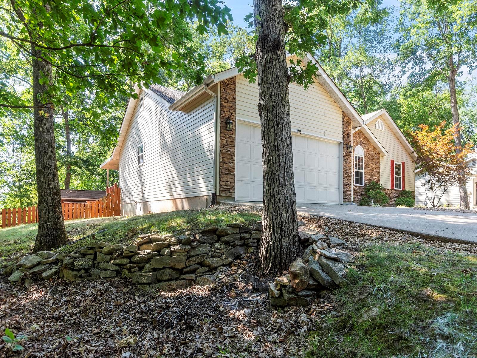 Lake Sherwood Estates - Residential