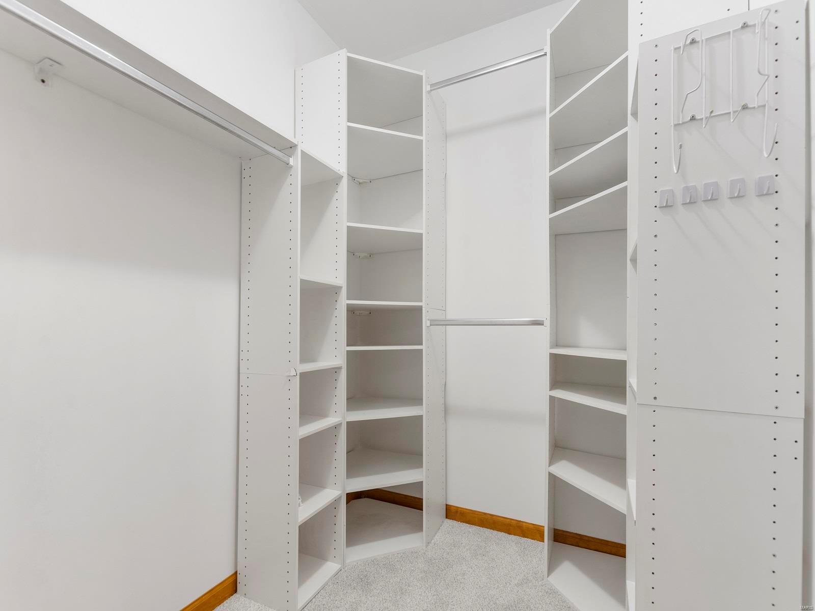 Lake Sherwood Estates - Residential