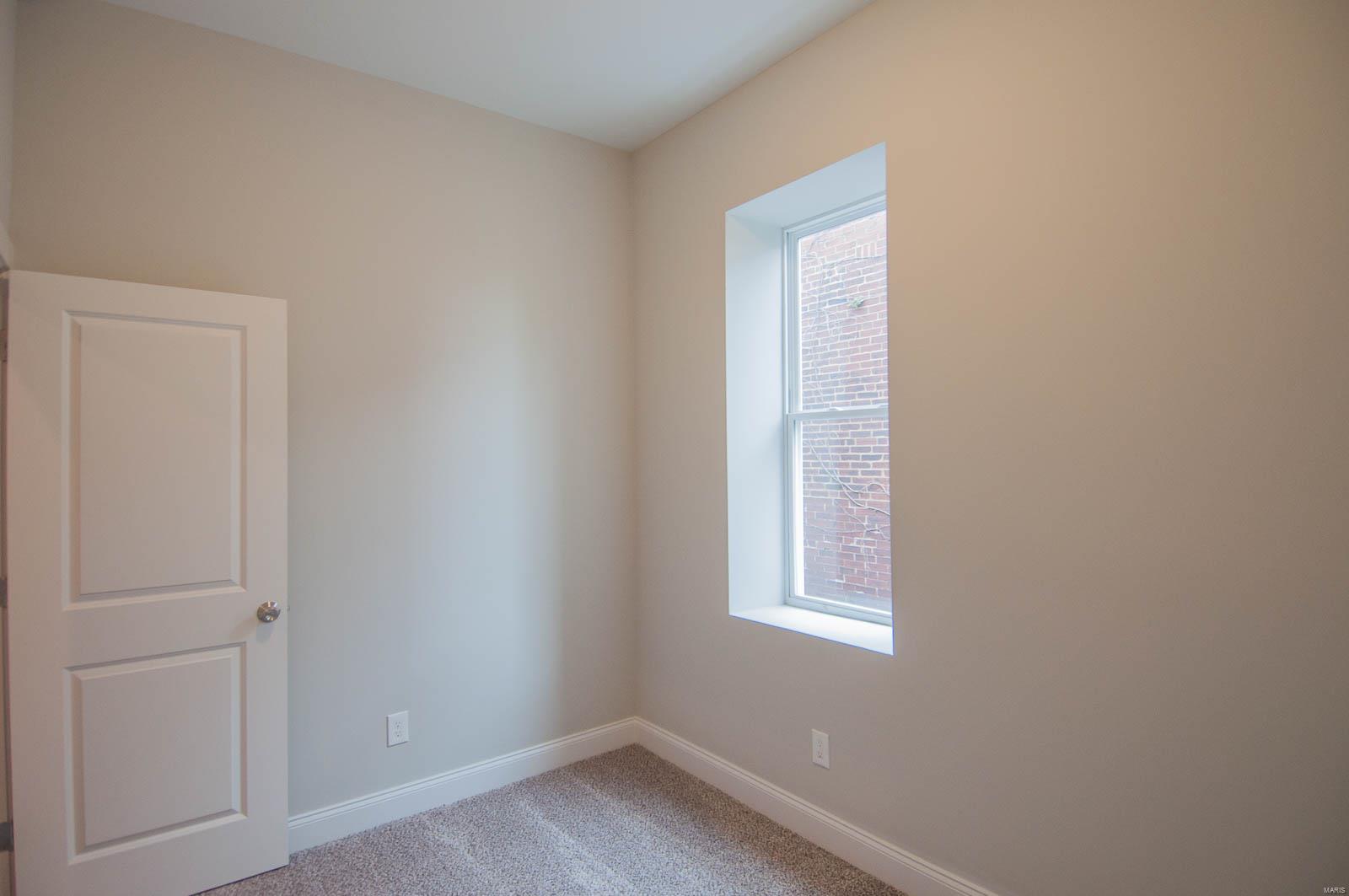 St Louis Commons Add - Residential