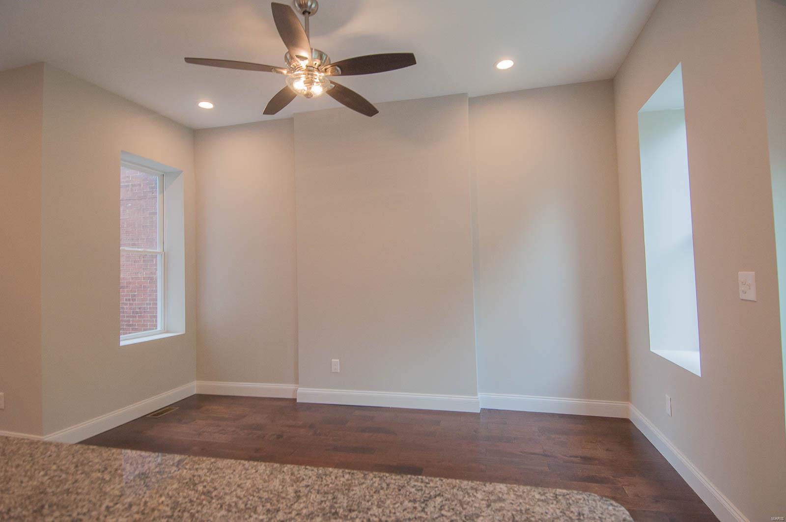 St Louis Commons Add - Residential