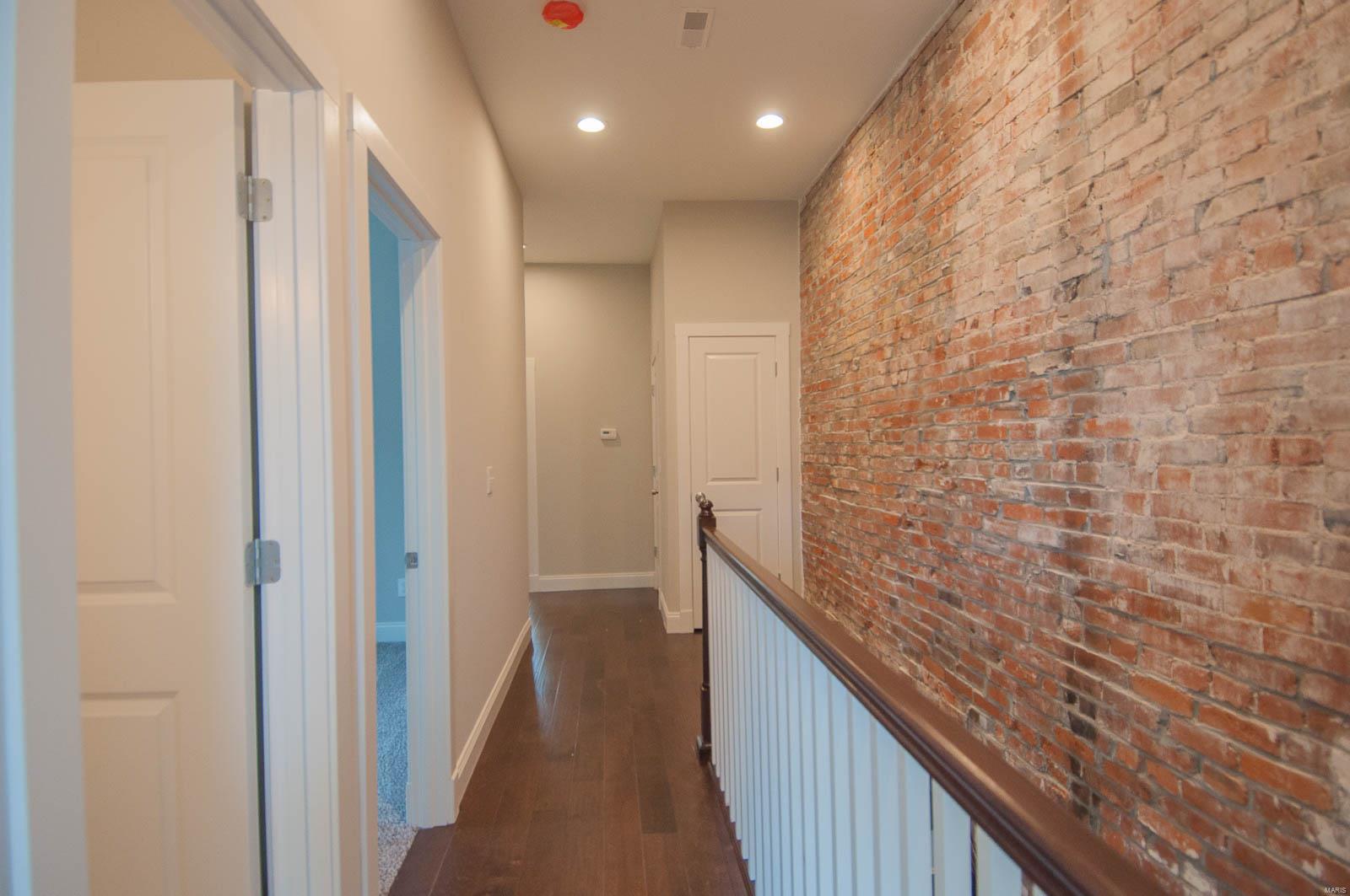 St Louis Commons Add - Residential