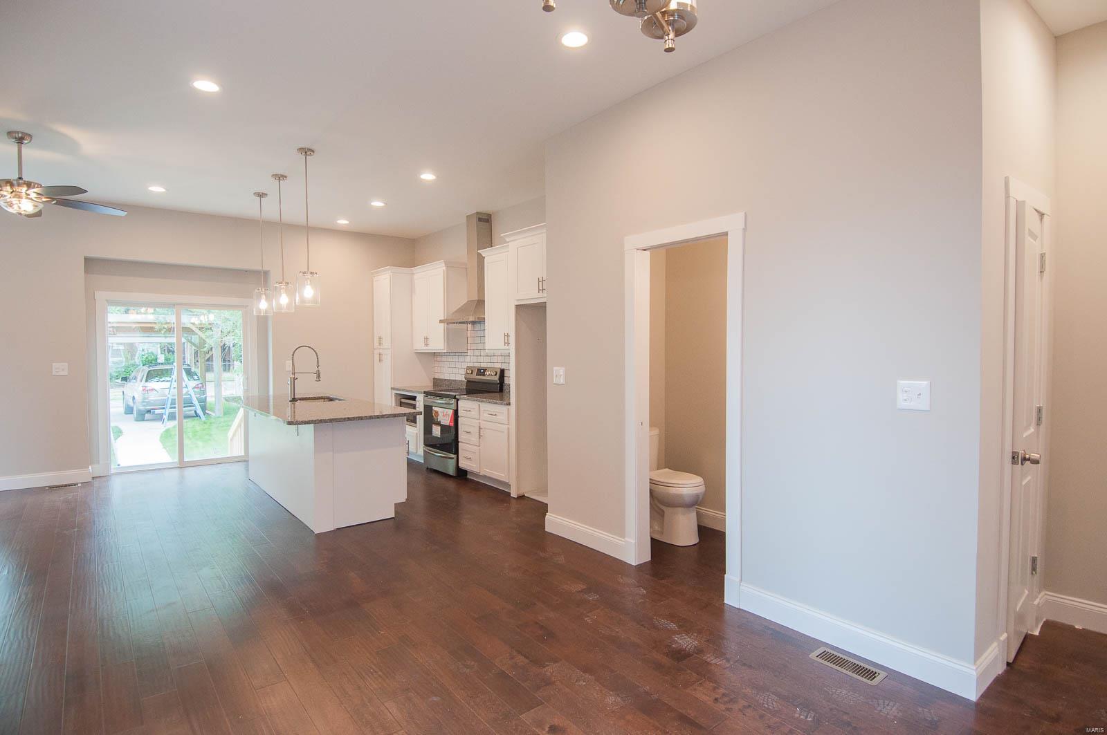 St Louis Commons Add - Residential