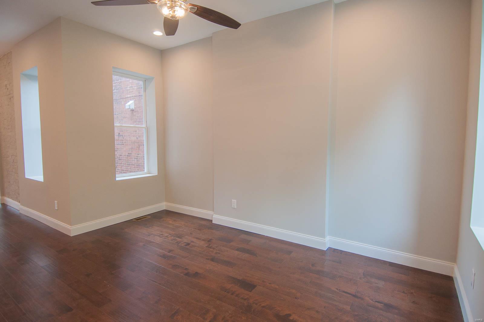 St Louis Commons Add - Residential