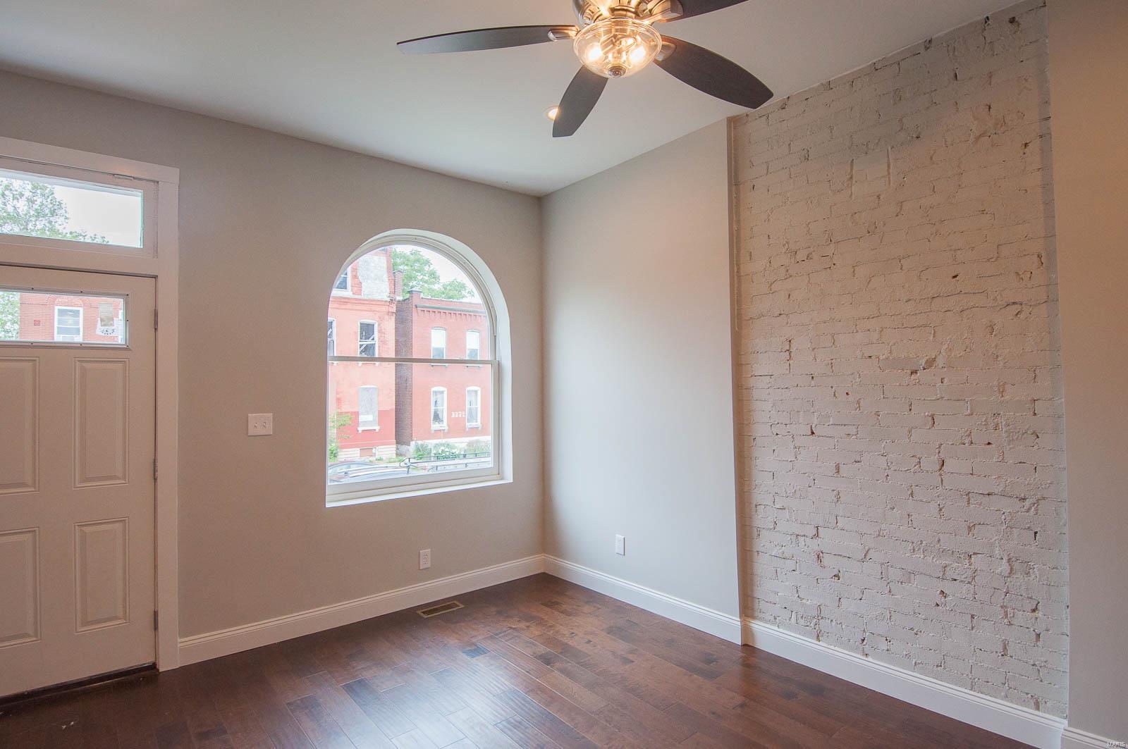 St Louis Commons Add - Residential