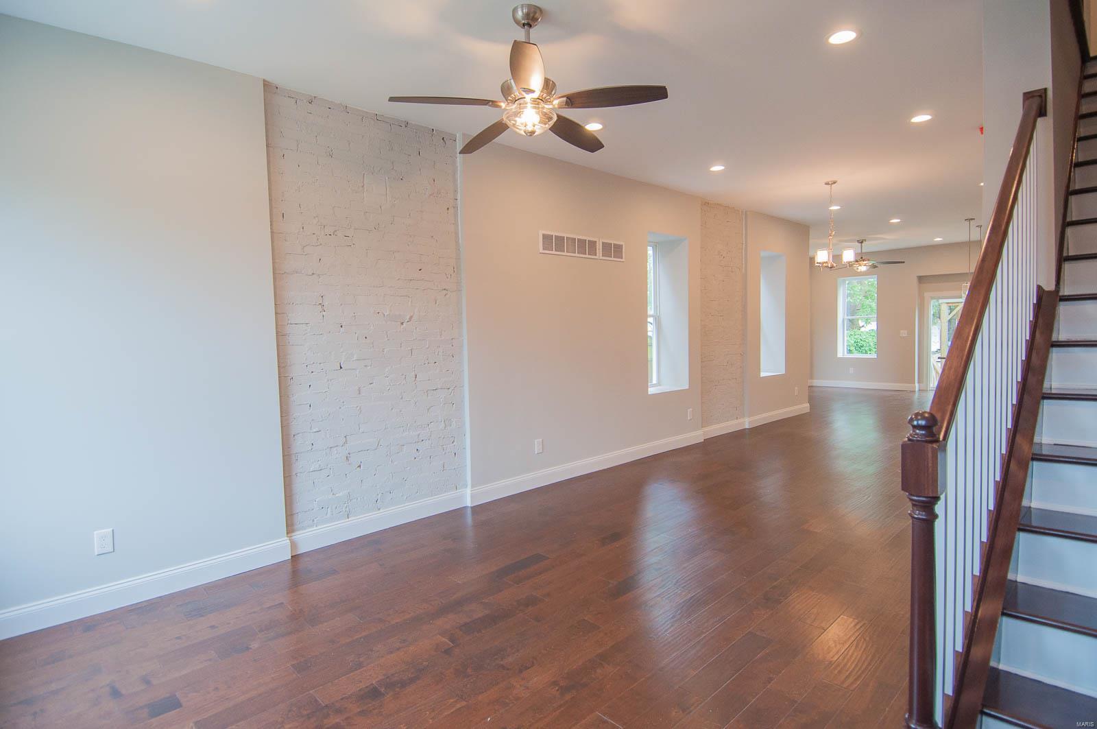 St Louis Commons Add - Residential