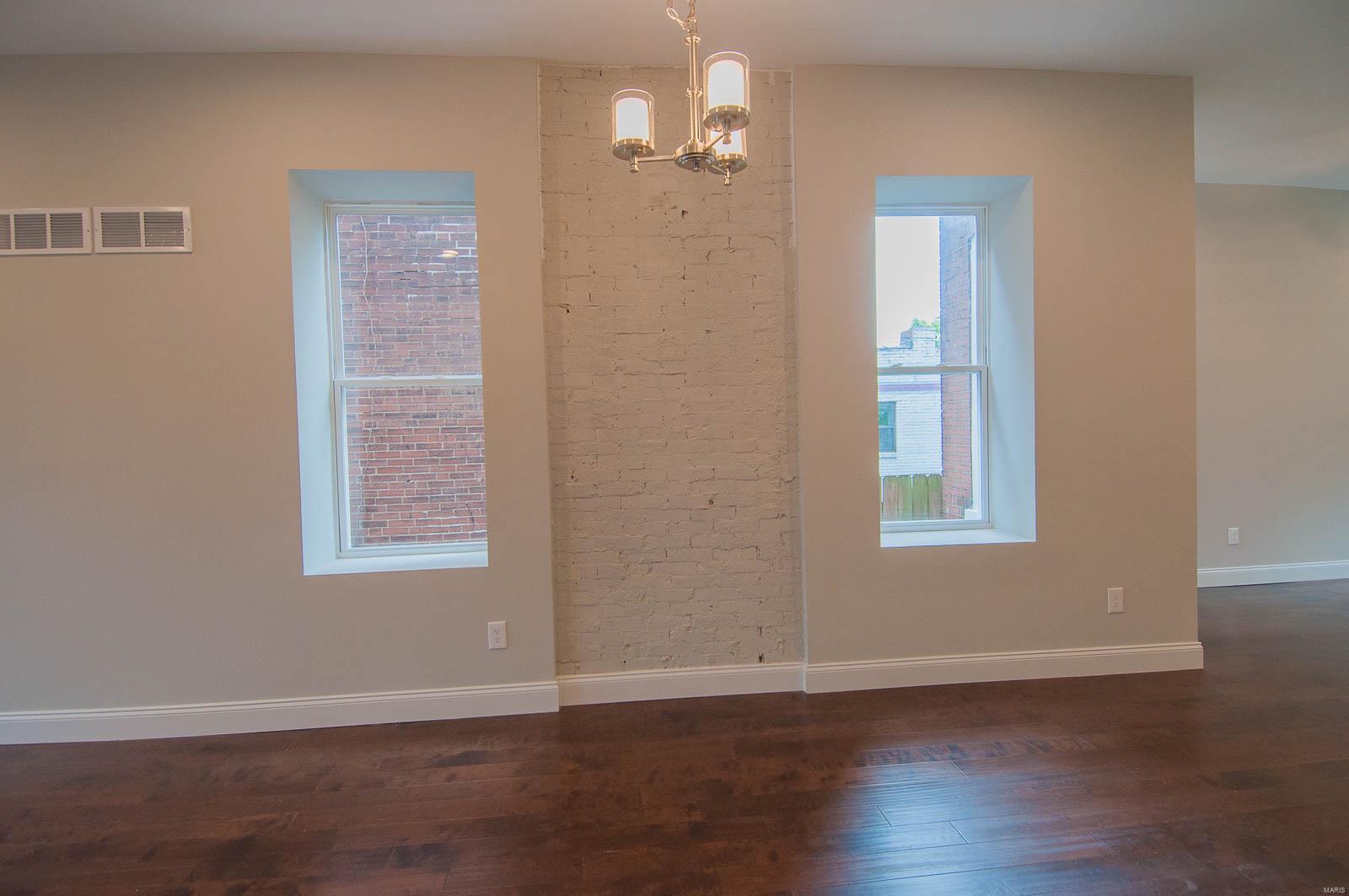 St Louis Commons Add - Residential