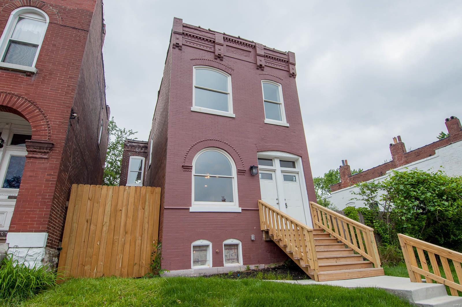 St Louis Commons Add - Residential