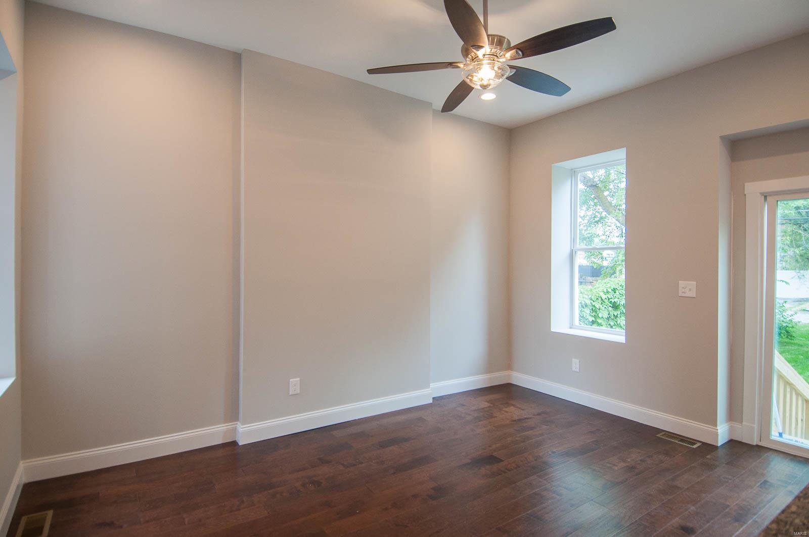 St Louis Commons Add - Residential