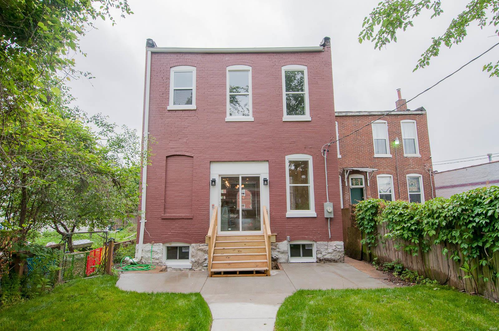 St Louis Commons Add - Residential
