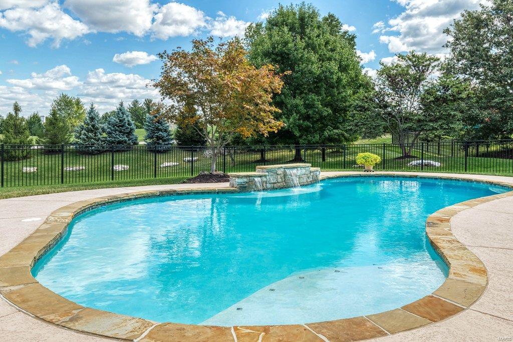 Grey Oaks - Residential