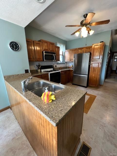 Newport Heights Add 04 - Residential