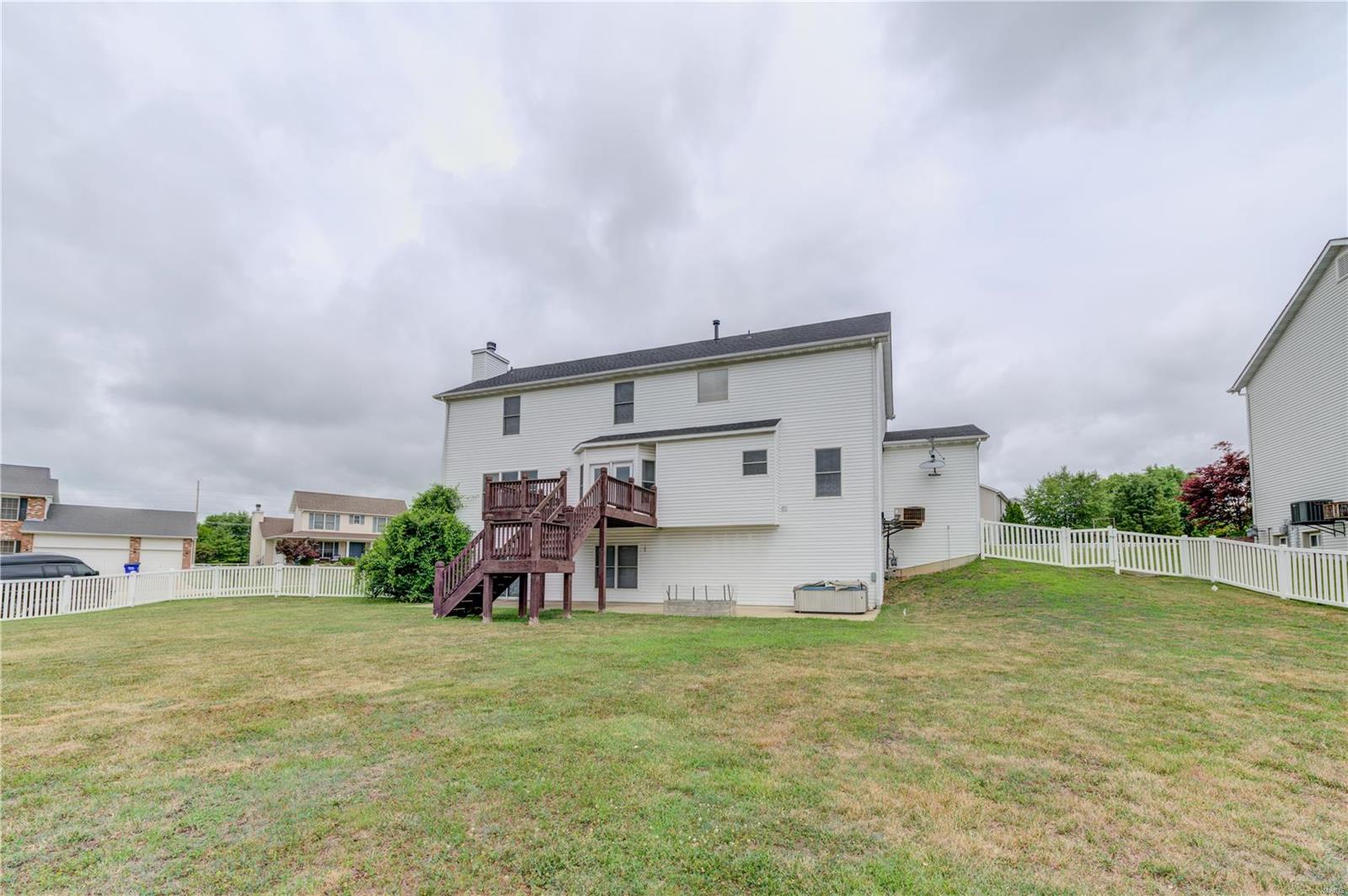Vlgs At Dardenne Mccluer Village - Residential
