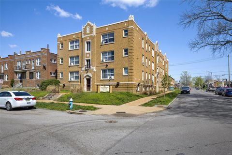 3747 Dunnica Avenue St Louis MO 63116