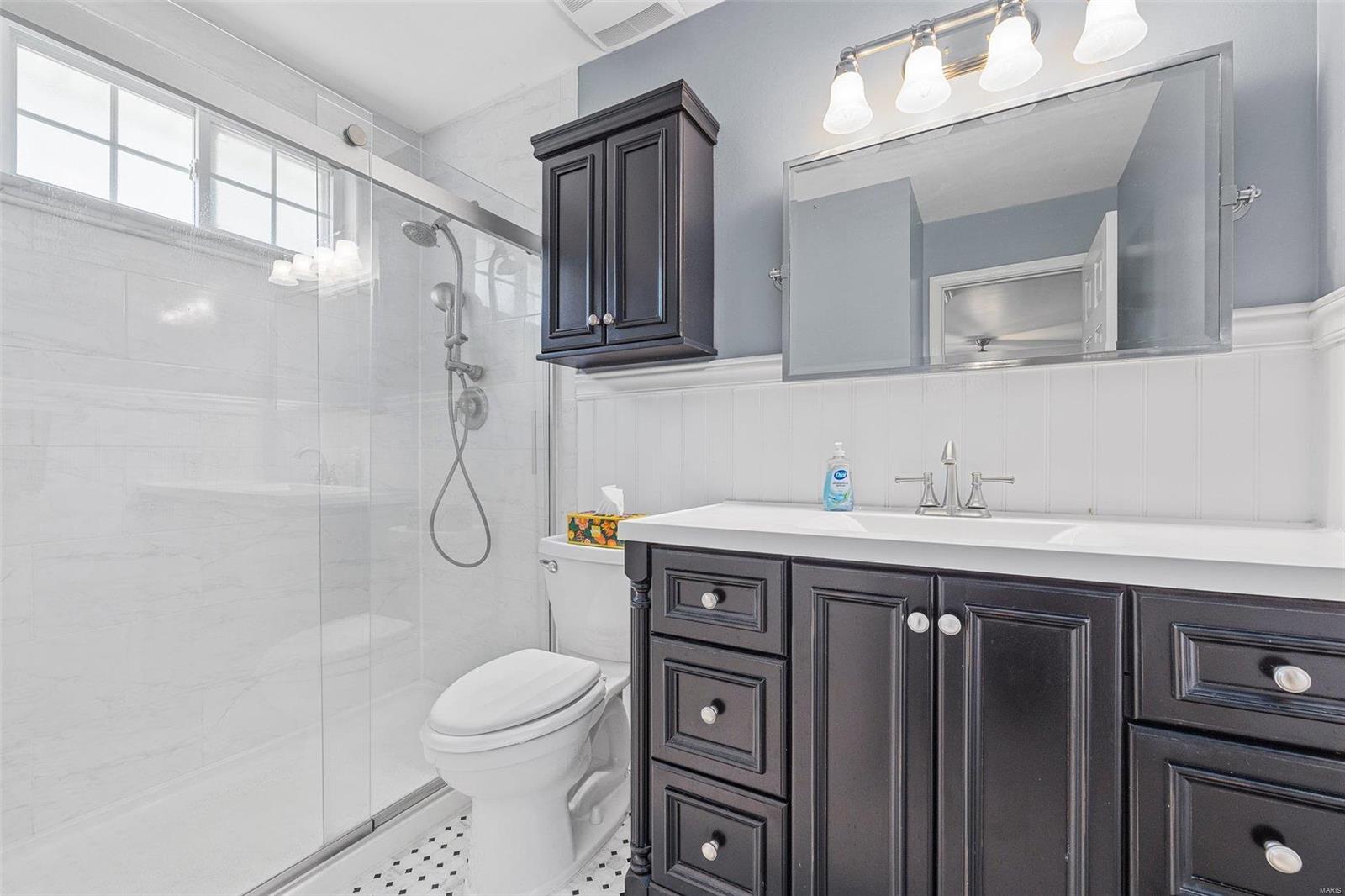 Twin Chimneys - Residential