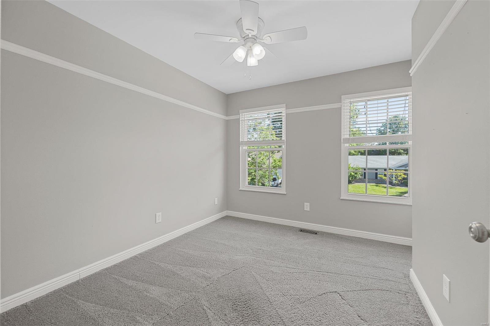 Twin Chimneys - Residential