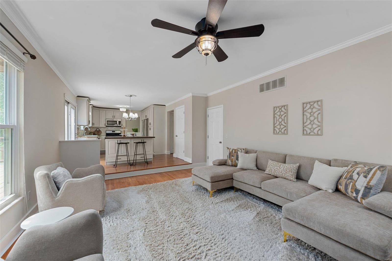 Twin Chimneys - Residential