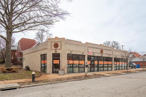 3353 Roger Place St Louis MO 63116