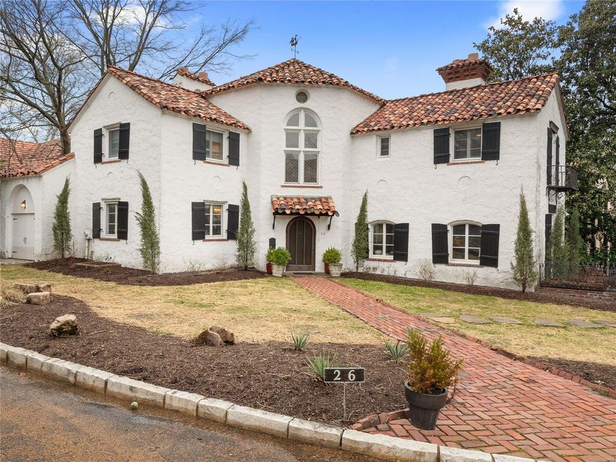 Residence sold sight unseen, above asking price and as is. No contingencies. Maritz and Young masterpiece.  2 story rotunda entry offers beautiful segues to all main level living spaces. Step down living room with palace sized fireplace, beamed ceiling and direct access to double brick patio overlooking community park. (All residents own a share in the Park). Beamed ceiling and leaded windows highlight the oversized dining room with direct access to a double sided butler's pantry and sunny kitchen with some updates. Former maid's bedroom and bath converted to cozy den with oversized half bath. Venture up the curved staircase with enormous sun capturing palladium window to the enormous Owner's Suite with remodeled bath, spacious dressing room and abundant closets. Suite's Juliet balcony overlooks gardens and Park. Other spacious bedrooms offer direct access to former sleeping porch and share a period bath with gentle updates. Current owners have been devoted stewards for 30+ years.