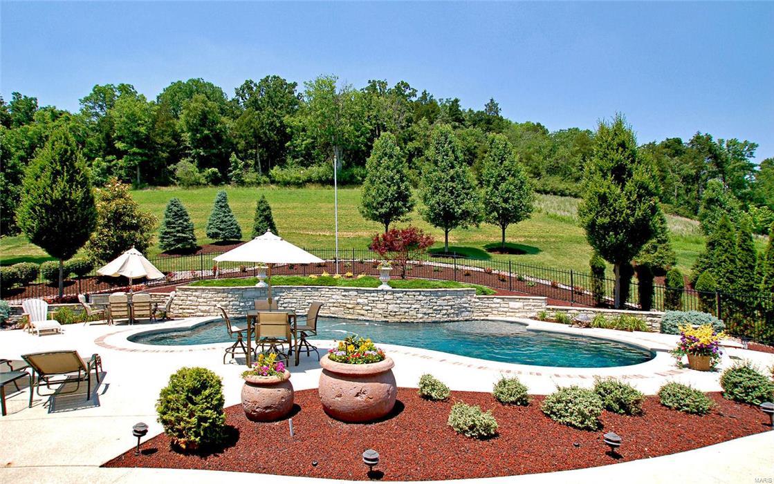 Greystone Six - Residential