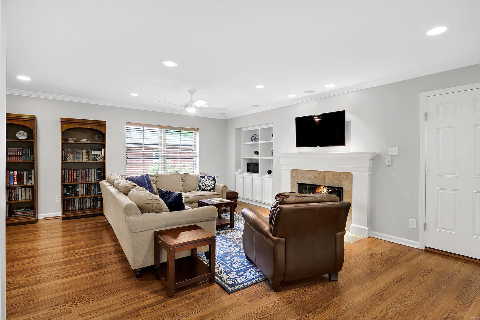 Davis Place - Residential